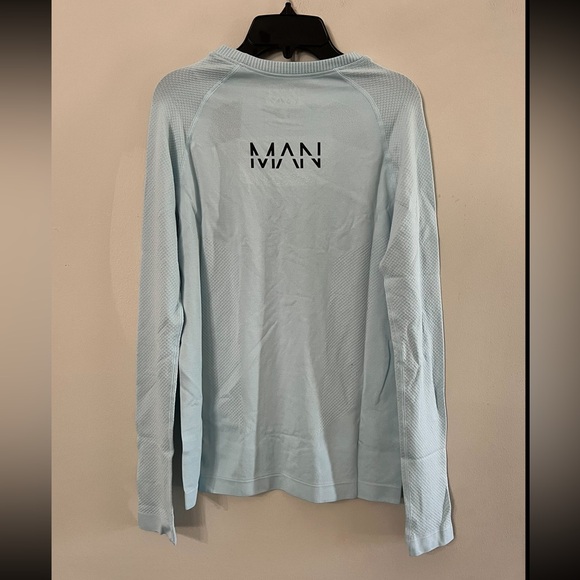 NEW Boohoo MAN MAN ACTIVE SEAMLESS MUSCLE FIT LONG TOP Size: S - Picture 5 of 6